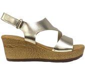 Sandalia De Cuña Tipo Madera Oro