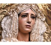 Pintura de diamantes Cofrades de la Semana Santa. En lienzos de 30x40cm disponibles varias imágenes diferentes. Disponible de varias ciudades y varias imágenes