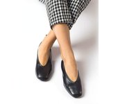 BAILARINA COMODA Y FLEXIBLE DE PIEL WONDERS PEPA A-8661 SAUVAG NEGRO