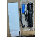 Linterna de luz láser blanca potente con pantalla de carga tipo C, luz lateral COB magnética fuerte, interruptor doble, linterna LED