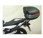 Shad Fijacion Top Master Suzuki Gladius 650 09/16 Negro