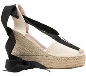 Sandalias marca Macarena modelo Alba128-Crudo/Negro para mujer en color blanco