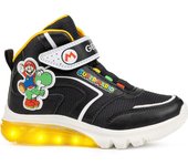 Botas Y Botines marca Geox para niños en color negro
