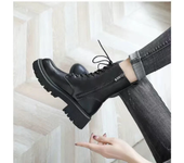 Botas cortas de cuero suave para mujer, botines de moto de fondo grueso, antideslizantes, color marrón, estilo inglés