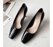 New women's shoes/sandals/high heels/high heels/pointed toe shoes