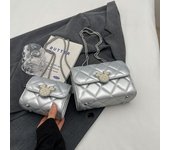 Mimalist texture small square for women's sprg/summer  new Lgge embroidered thread sgle shoulder cha commutg