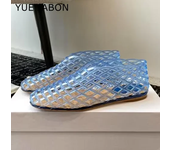 Nuevos zapatos individuales de gelatinas de plástico de verano, sandalias planas de Ballet de malla tejida para mujer, zapatos de playa de diseño hueco transparente con punta redonda