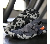 Zapatos de agua para mujer, zapatos acuáticos descalzos para hombre, calzado de playa de secado rápido, zapatillas deportivas transpirables, zapatos de senderismo antideslizantes, novedad de 2025