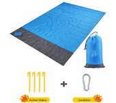 Manta de playa sin arena de 140 * 200 cm Alfombra de playa impermeable a prueba de arena, manta de picnic de bolsillo de nailon suave Ripstop con 4 estacas, adecuada para viajes, campamentos, caminatas y festivales de música