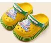 Bonitas zapatillas de verano para niños y niñas con diseño de tiburón devorador de peces, 2024, nuevas zapatillas de bebé antideslizantes con suela suave