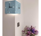 Reloj de pared cuadrado silencioso operado para dormitorio, reloj de pared de esquina de doble cara artístico, reloj de esquina de metal 3D, reloj de pared de esquina luminoso con carga de sensor con escala numérica, sin necesidad de perforar agujeros.(Bl