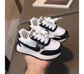 Nuevos niños zapatos casuales adolescentes primavera y otoño al aire libre niño suave fondo zapatos para correr