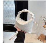 New single shoulder messenger bag underarm niche mini women's bag fashion handbag 2025 winter dumpling bag women
