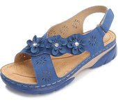 Summer fashion women's flat sandals.