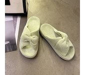 Explosivo de gran tamaño cruz fondo plano de una palabra arrastre chica mariposa hogar fondo suave cómodo zapatillas de algodón frío fondo grueso pegajoso