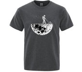 Camiseta de astronautas con diseño creativo de deshierbe en la Luna para hombre, camisa transpirable de moda, ropa creativa, camiseta de gran tamaño