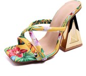 36-43 gran tamaño zapatos de las mujeres en forma de pendiente zapatillas de tacón mujer nuevo verano colorido sandalias de tacón alto de una correa