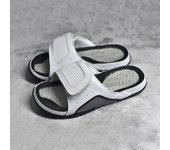 AJ4 zapatillas zapatos de los hombres nuevo antideslizante y resistente al desgaste al aire libre de una palabra playa pareja zapatos