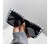 Ojo de gato con incrustaciones de diamantes gafas de sol premium gafas de sol con marco de mariposa ins ojos de sombrilla de marco grande para mujer