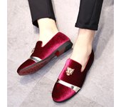 novedad Zapatos de hombre de piel nobuck de primavera mocasines con hebilla dorada con cabeza de tigre