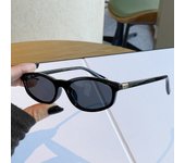 2025 nuevo M hogar ojo de gato gafas de sol Internet celebridad de las mujeres de alto sentido versátil anti-ultravioleta gafas de sol de marco estrecho