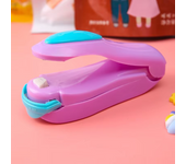 1pc Portable Sealing Machine Mini Handheld Holder Electric Heating Plastic Bags Food Packaging Sealing Kitchen Storage Supplies