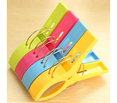 2024 New 4Pcs Beach Towel Clips Plastic Quilt Pegs for Laundry Sunbed Lounger Clothes Pegs Home Bathroom Organization Tools