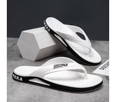 2024The New Flip-Flops Men's Summer Outdoor Home Non-Slip Flip-Flop Slippers Men's Beach Outdoor Fashion Sandals
