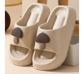 Lindas sandalias tridimensionales en forma de seta, cómodas zapatillas de EVA antideslizantes para el hogar, sandalias de baño de suela gruesa, zapatillas para hombres y mujeres