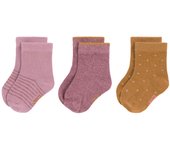 Set de calcetines en tonos madera de rosa. Diseño clásico y elegante con materiales de alta calidad.