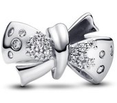 793442C01 - Charm en plata de ley Lazo Brillante | Pandora Oficial 793442C01 PANDORA Raíz Joyas Pandora MUJER inicio Charm Pandora Mujer Pandora Original