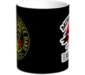 Taza Cobra Kai. Karate Kid. Johnny Lawrence. Daniel Larusso. Miyagi. Miguel. Robby. Halcon. Samantha. Tory
