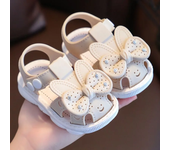 Zapatos de verano con diamantes de imitación para niñas, sandalias antideslizantes de suela suave para niños pequeños de 0 a 3 años, con dedos cubiertos