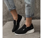 Women's casual slippers