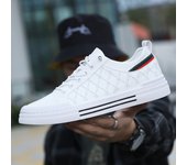 Zapatos blancos transpirables de verano para hombre, zapatillas informales, zapatos informales novedad