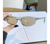 2025 nuevo M hogar ojo de gato gafas de sol Internet celebridad de las mujeres de alto sentido versátil anti-ultravioleta gafas de sol de marco estrecho