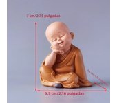 1pcs Resin Cute Little Monk Mini Statue Modern Handmade Sculpture Cute Home Living Room Desktop Mini Statue Children's Gift Car