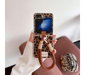 Leopard Print Leather Phone Case for Samsung Galaxy Z Flip 6 5 4 3 Flip6 Flip5 Flip4 Flip3 5G Wrist Strap Protective Cover