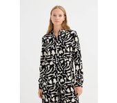 Camisa negra de viscosa con estampado botánico, cuello clásico y puños abotonados, ideal con vaqueros INSIDE