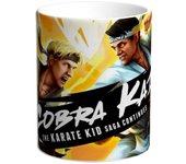 Taza Cobra Kai. Karate Kid. Johnny Lawrence. Daniel Larusso. Miyagi. Miguel. Robby. Halcon. Samantha. Tory