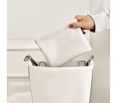 Pearl letter sticker PU bullet storage bag, earphone lipstick, change, makeup bag, fashionable and exquisite mini bag