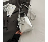 1 Piece of Pure Color Shoulder Bag for Women, Versatile Hand-Held Crossbody Bag, Fashionable Tote Bag That Can Hold Mobile Phone