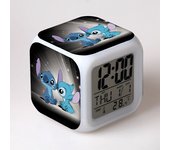 Reloj despertador digital para niños with 7 Luces LED que camifan de color (badería no incluida)