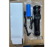 Linterna de luz láser blanca potente con pantalla de carga tipo C, luz lateral COB magnética fuerte, interruptor doble, linterna LED