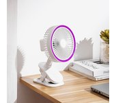 Nuevo mini ventilador con clip creativo con ángulo ajustable silencioso y luz nocturna portátil con cubierta antiviento desmontable.