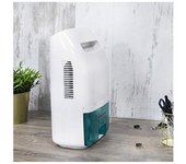 Deshumidificador Peltier de diseño con una gran capacidad de deshumidificación de 750 ml/día. Depósito transparente de 2 litros. Indicador luminoso y máximo silencio.