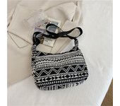 Female Shoulder Messenger Bag Trend Bag Simple Zipper Handbags Ethnic Style Canvas Shoulder Bag Small Tote 2023 Woven Beach Bag