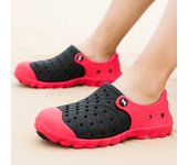 Clogs Sandals Men Size 40~46 Slip On Outdoor Beach Summer Shoes Medical Clogs Causal Breathable Male Sandals With Hole