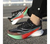 Zapatillas de Running para Hombre – Ligeras, Transpirables, con Amortiguación y Placa de Carbono