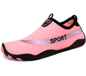Zapatos acuáticos de secado rápido para niños, zapatos de agua descalzos para hombres, zapatos de natación ligeros, calcetines planos suaves para Yoga, zapatillas de deporte a juego para la familia 27-46